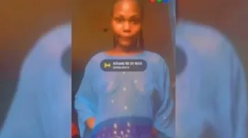 Jeune Naija Girl Diana Clignotant Seins Sur Une Tenue Transparente